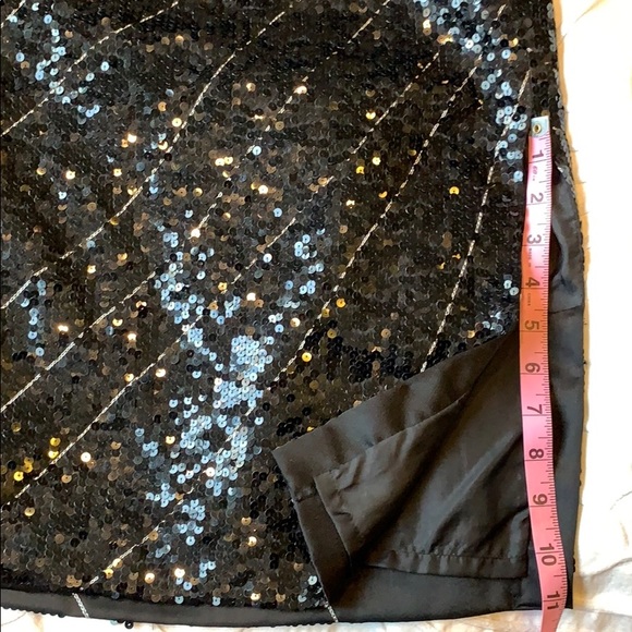 Précis Petite Blk Sequin with swirl pattern skirt - Picture 9 of 11